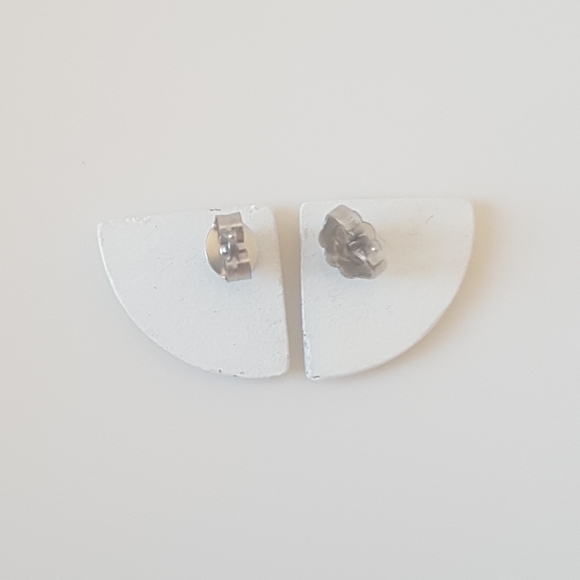 Green Slice Earrings - Picture 7 of 8